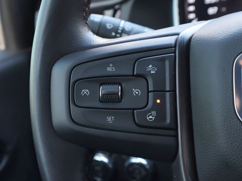 Used 2025 GMC Sierra 2500 AT4X AWD/4WD image 18