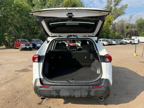 Used 2025 Toyota RAV4 XLE FWD image 16