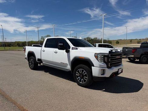 Used 2022 GMC Sierra 2500 AT4 w/ Gooseneck/5TH Wheel Package image 3