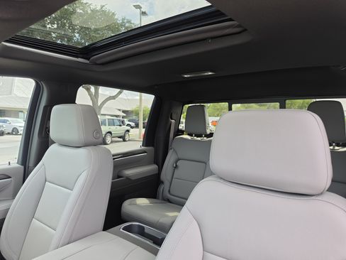 New 2026 Chevrolet Silverado 3500 LTZ w/ LTZ Premium Package AWD/4WD image 27