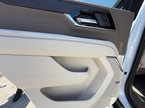 New 2026 GMC Yukon Denali w/ LPO, Floor Liner Package AWD/4WD image 14