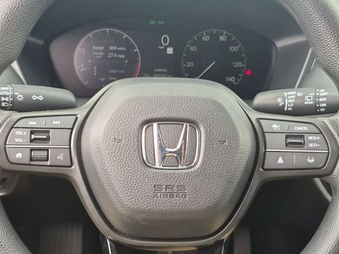 Used 2026 Honda HR-V LX image 15