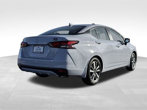 Used 2025 Nissan Versa SV w/ Trunk Package image 4