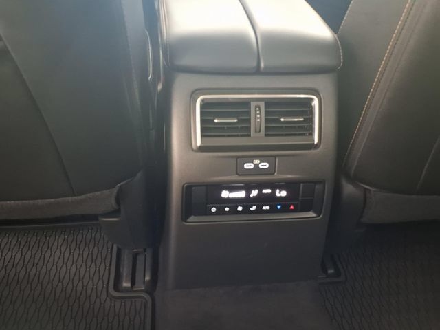 Used 2025 MAZDA CX-70 Plug-In Hybrid w/ Premium Pkg AWD/4WD image 19