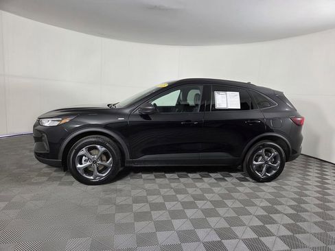 Used 2025 Ford Escape ST-Line image 8