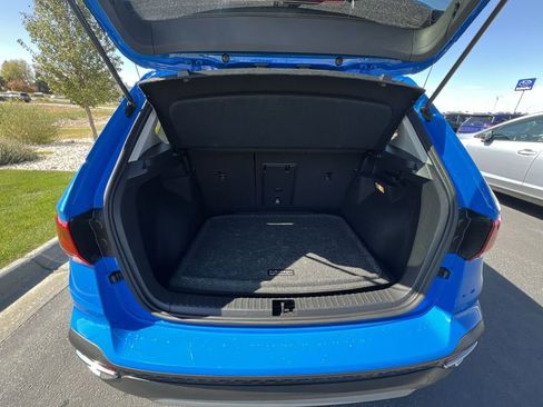 Used 2022 Volkswagen Taos SEL image 25