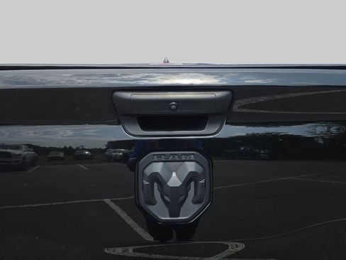 Used 2022 RAM 1500 Big Horn AWD/4WD image 32