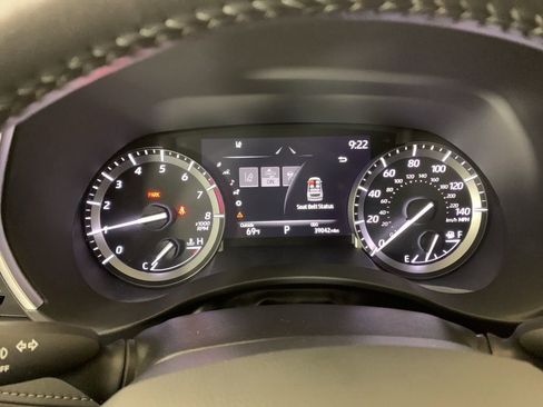 Used 2021 Toyota Highlander XSE AWD/4WD image 19