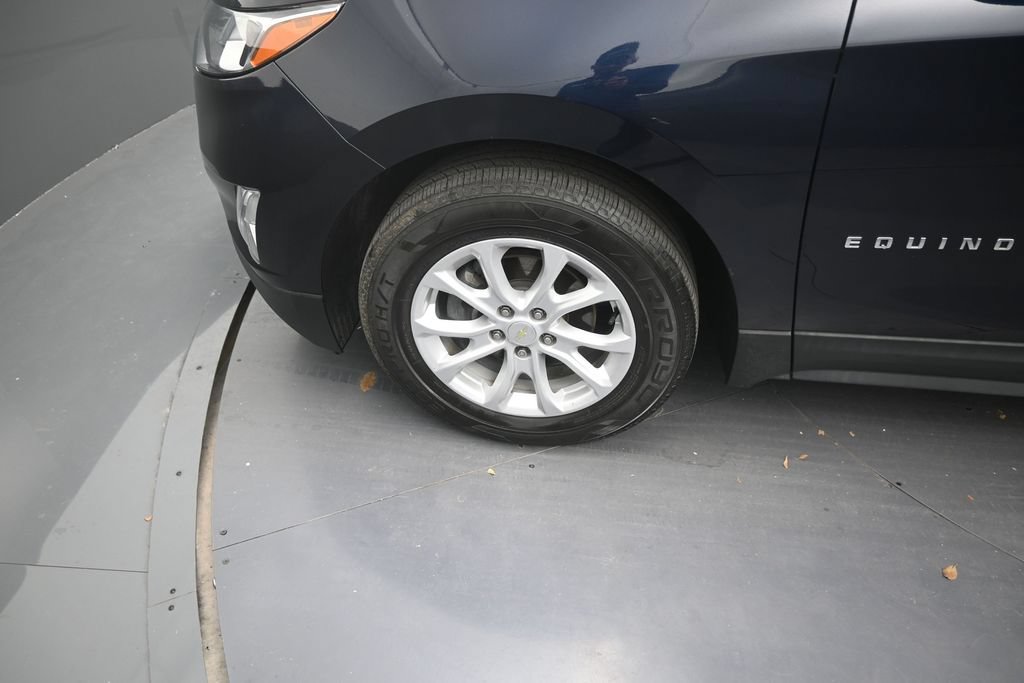 Used 2020 Chevrolet Equinox LS FWD image 9