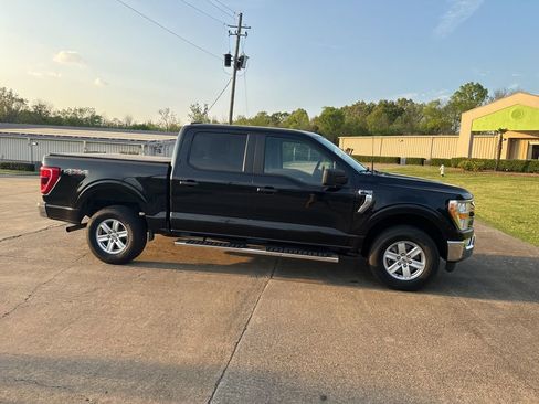 Used 2021 Ford F150 XLT image 15