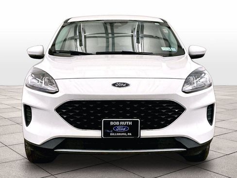 Used 2021 Ford Escape SE image 3