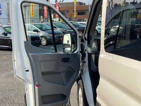 Used 2018 Ford Transit 350 XLT RWD image 9