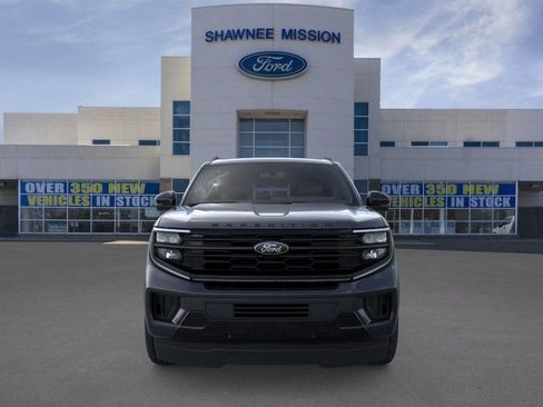 New 2026 Ford Expedition Platinum w/ Stealth Performance Package AWD/4WD image 6