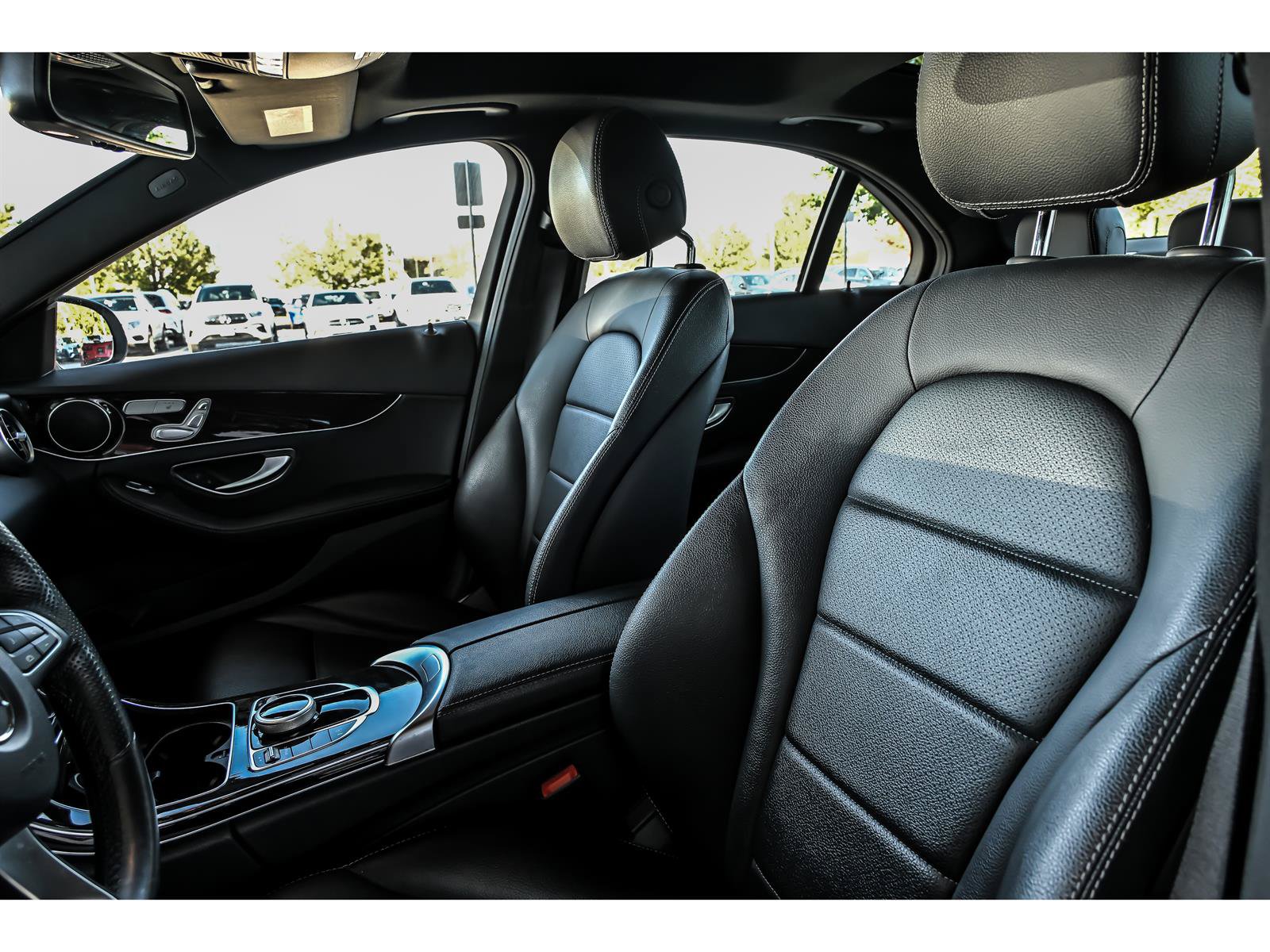 Used 2018 Mercedes-Benz C 300 4MATIC Sedan image 12
