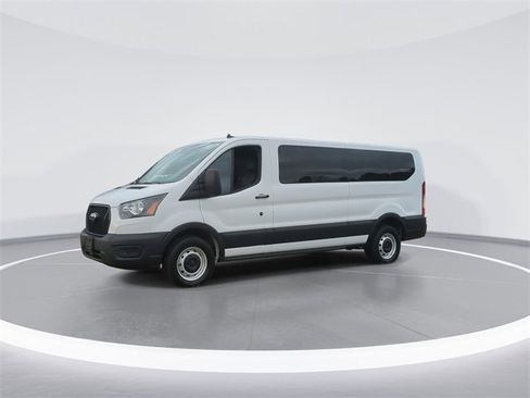 Used 2023 Ford Transit 350 XL image 4