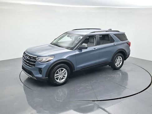 New 2026 Ford Explorer Active w/ Active Comfort Package RWD image 43