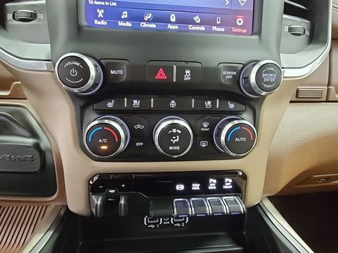 Used 2020 RAM 2500 Laramie image 19