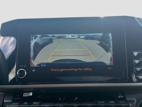 Used 2026 Toyota Camry SE FWD image 22