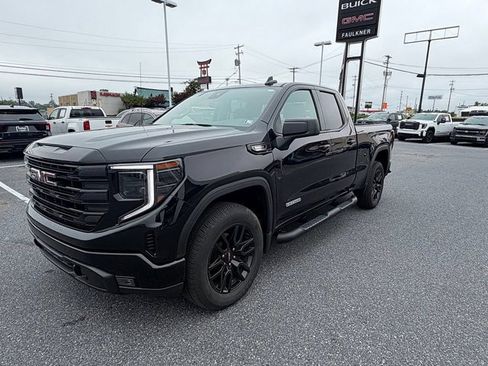 Used 2023 GMC Sierra 1500 Elevation AWD/4WD image 8