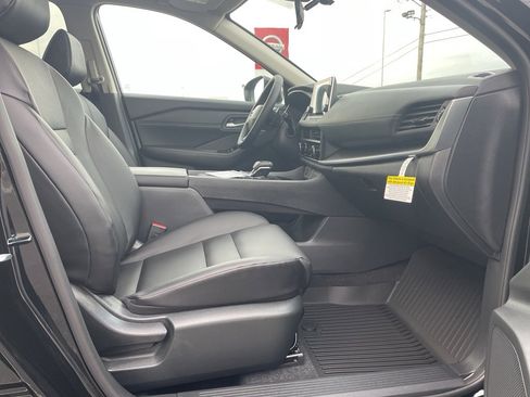 New 2026 Nissan Rogue SV image 24