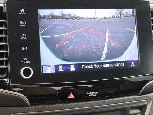 Certified 2023 Honda Ridgeline RTL image 9