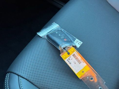 New 2025 Lexus LX 700h Luxury image 35