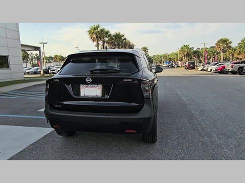New 2026 Nissan Kicks SV FWD image 29
