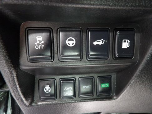 Used 2019 Nissan Rogue SV w/ Premium Package AWD/4WD image 22
