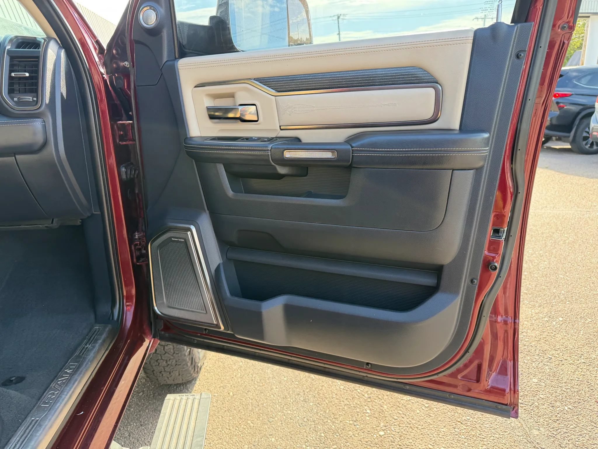 Used 2019 RAM 3500 Limited AWD/4WD image 18