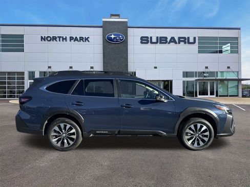 Certified 2023 Subaru Outback Limited image 2