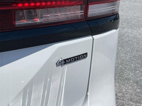 New 2026 Volkswagen Atlas Peak Edition AWD/4WD image 15