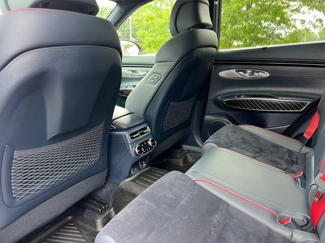 Used 2022 Genesis GV70 3.5T Sport w/ Sport Prestige Package AWD/4WD image 31