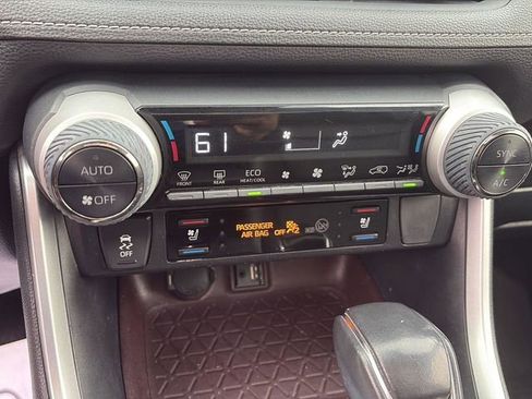 Used 2019 Toyota RAV4 Limited w/ Cold Weather Package image 16