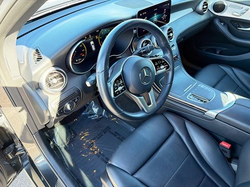 Used 2022 Mercedes-Benz GLC 300 GLC 300 image 26