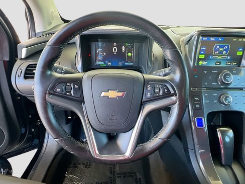 Used 2014 Chevrolet Volt FWD image 11