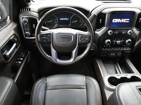 Used 2020 GMC Sierra 1500 Denali w/ Denali Ultimate Package AWD/4WD image 3