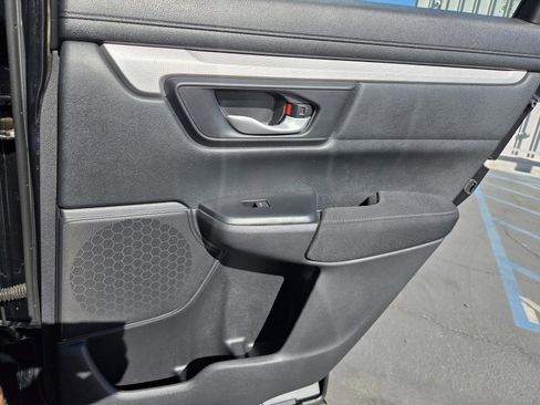 Used 2019 Honda CR-V LX image 25