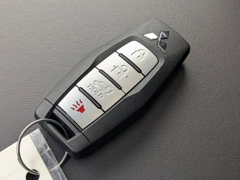 New 2026 Mitsubishi Outlander Trail Edition image 32