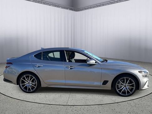 Used 2025 Genesis G70 2.5T AWD/4WD image 6