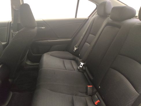 Used 2015 Honda Accord Sport image 18