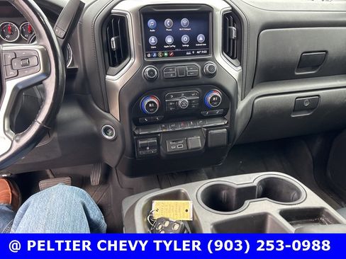 Used 2019 Chevrolet Silverado 1500 LT w/ Texas Edition image 15