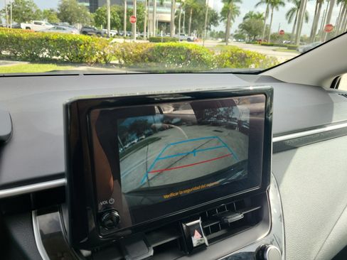 Certified 2025 Toyota Corolla LE FWD image 29