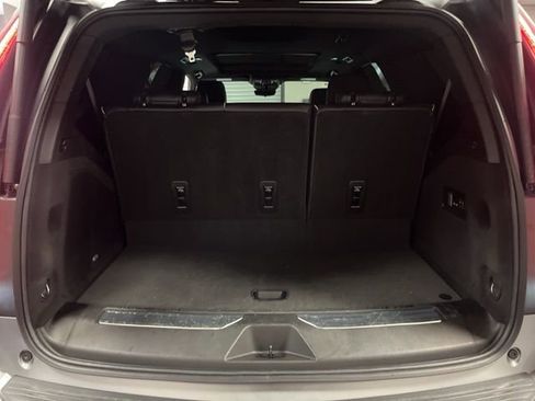 Certified 2023 Cadillac Escalade Premium Luxury image 24