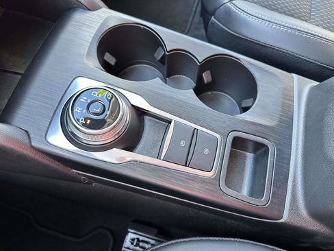 Used 2025 Ford Escape SE image 26