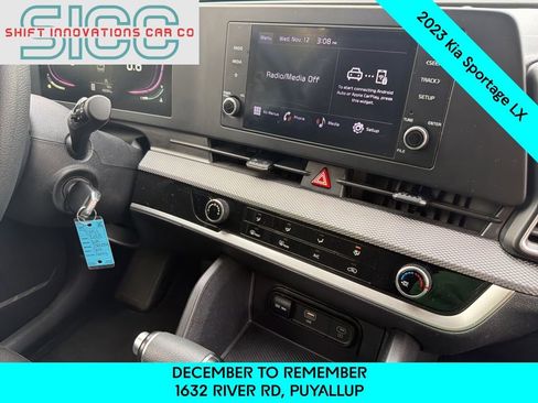 Used 2023 Kia Sportage LX image 14