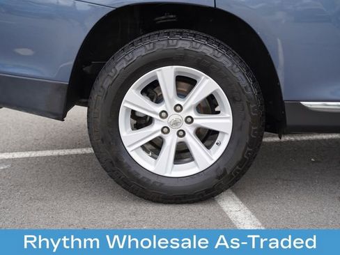 Used 2012 Toyota Highlander SE FWD image 36