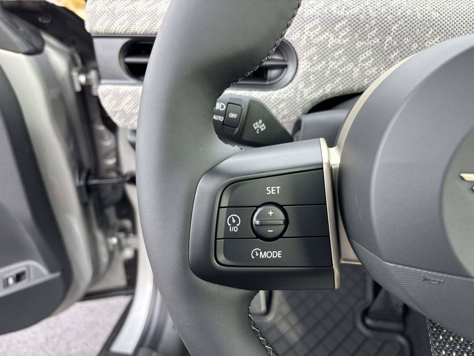 New 2026 MINI Cooper 2-Door Hardtop FWD image 16