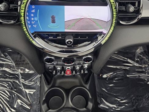 Used 2024 MINI Cooper S image 19