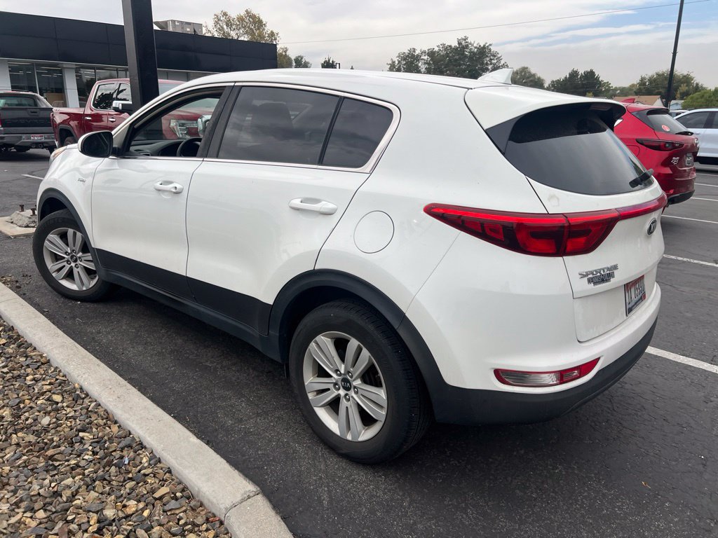 Used 2018 Kia Sportage LX AWD/4WD image 6