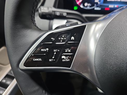 New 2026 Mercedes-Benz GLB 250 4MATIC image 17